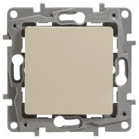 Переключатель 10AX-250В ETIKA, слоновая кость (672305). Выключатель. LegranD