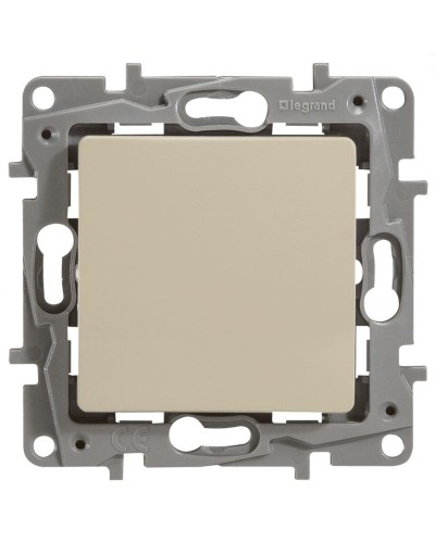 Переключатель 10AX-250В ETIKA, слоновая кость (672305). Выключатель. LegranD в Нижнем Новгороде