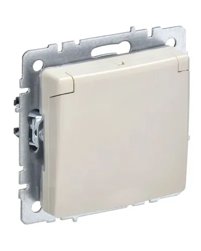 Розетка с з/к РСбш10-3-БрКр бежевый BRITE (BR-R16-16-K10). Розетка с заземлением с защитными шторками и крышкой. IEK в Нижнем Новгороде